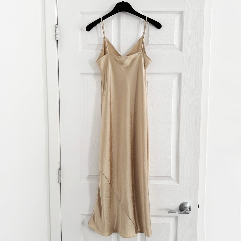 Wilfred (Aritzia) "Only Midi Slip" in Beige, size XS - Picture 5 of 6